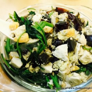 Chinese_Spinach_with_Three_Eggs