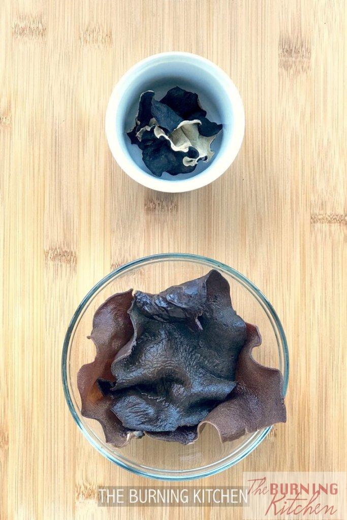 The Burning Kitchen | Black Fungus Chicken in Wine Recipe